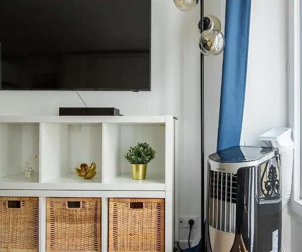 Super - Sentier - Air Conditioning Apartment